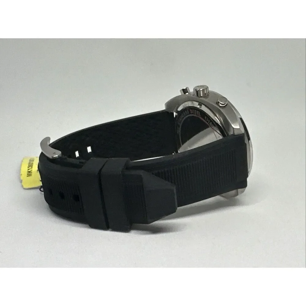 Michael Kors Dane MK8611 Men's Black Silicone Strap Analog Dial Watch HME435